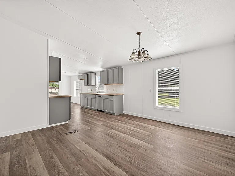 6018 Barney Ln — Photo 12