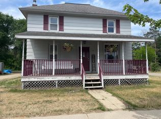101 S Oak St, Adams, WI 53910