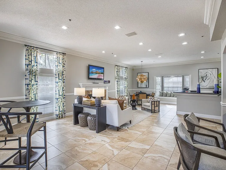 Reserve at Lakeland Apartment Homes — Photo 17