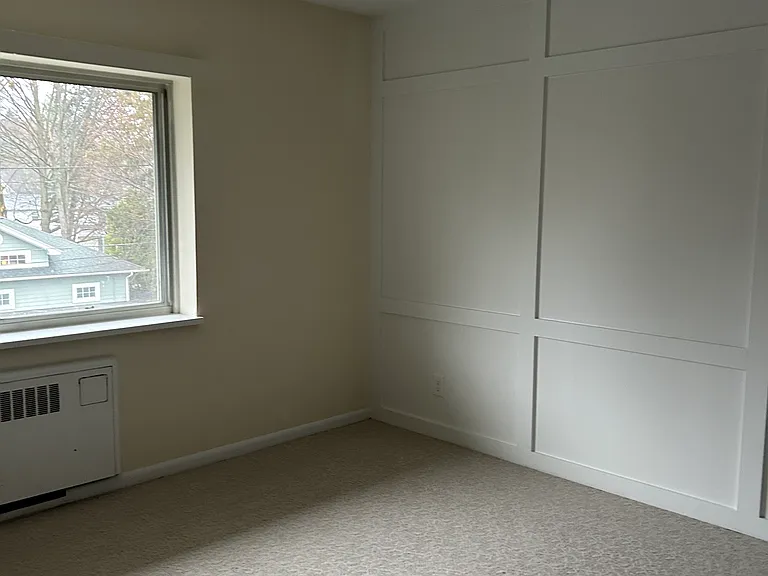 2415 Six East Ave #6 — Photo 14