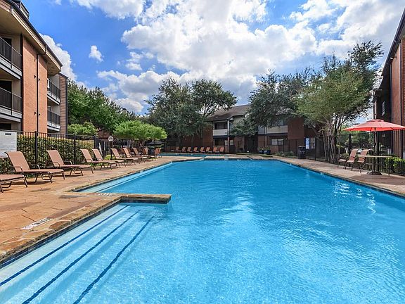 RELAX BY THE SHIMMERING POOL