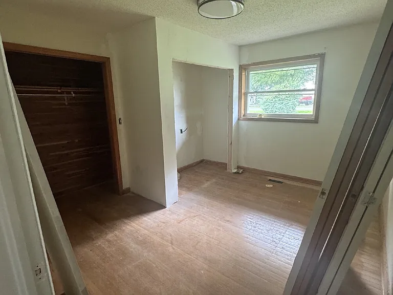 61 Rains Ave SE — Photo 8