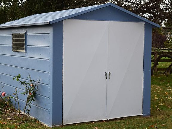 Storage shed