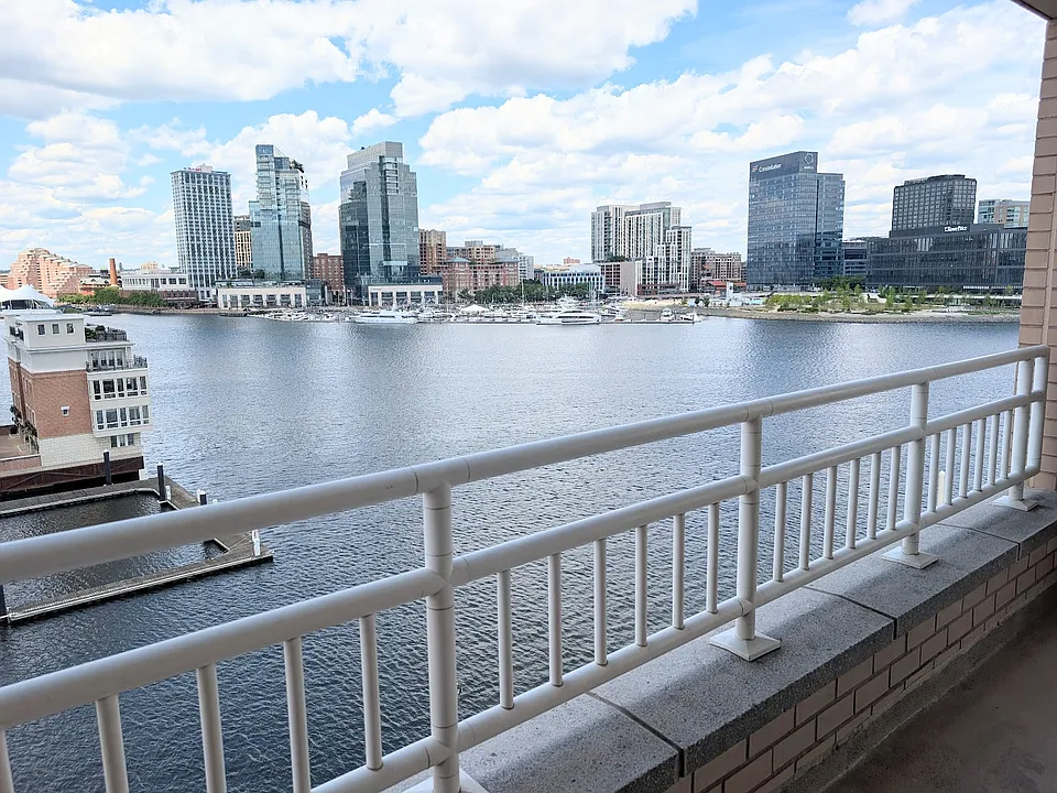 100 Harborview Dr #601