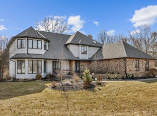 6N131 Old Homestead Rd, Saint Charles, IL 60175