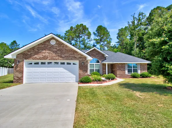 720 Highgrove Ct, Hinesville, GA 31313