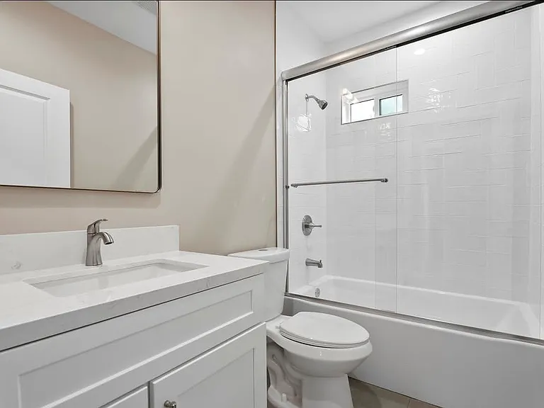 7829 Vicky Ave — Photo 17