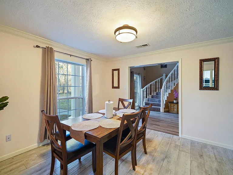 27403 Caperidge Dr — Photo 15