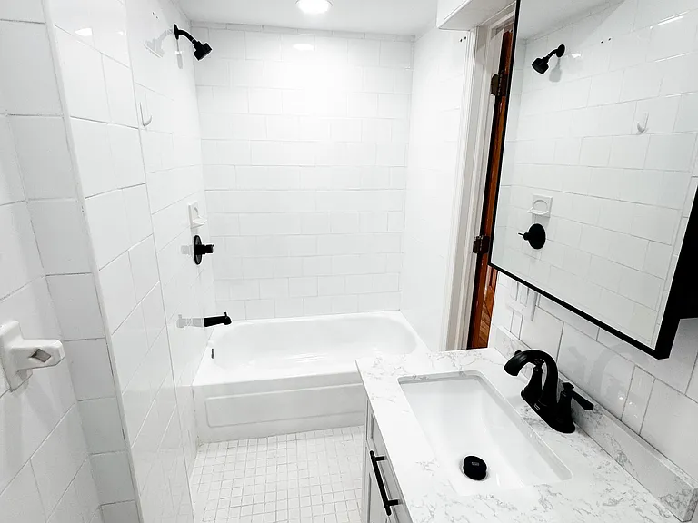 2809 Ditmars Blvd #2 — Photo 12