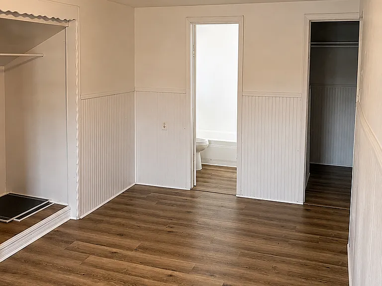 215 SE 38th St #215 — Photo 13
