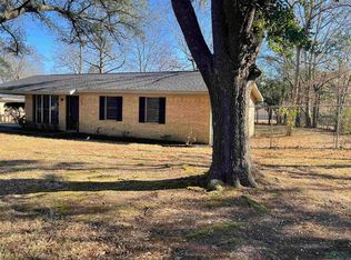 204 N Browning St, Carthage, TX 75633