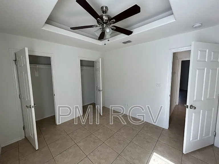 2909 Linda Vista St #UNITD — Photo 6