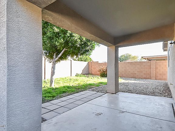 3rd image of 11176 W Palm Ln