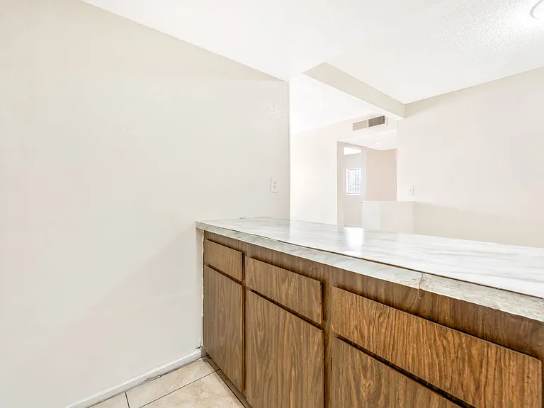 5309 W Cheyenne Ave — Photo 29