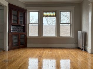 797 Carew St APT 1, Springfield, MA 01104