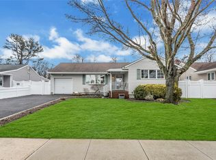 61 Essex Rd, Bethpage, NY 11714