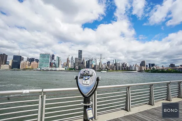 Rented by Bond New York | media 14