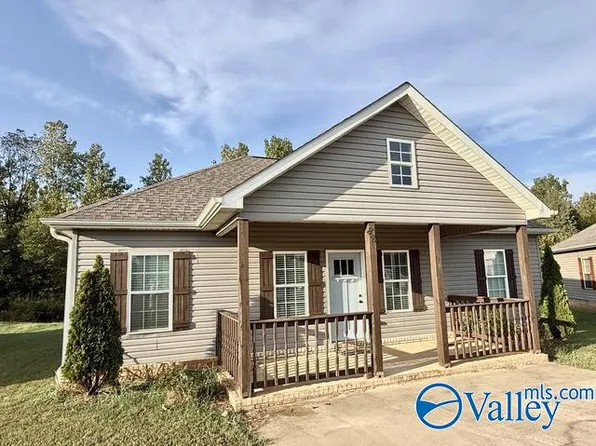 88 Spring Valley Dr, Danville, AL 35619