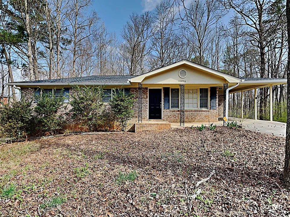4096 Forest Ct