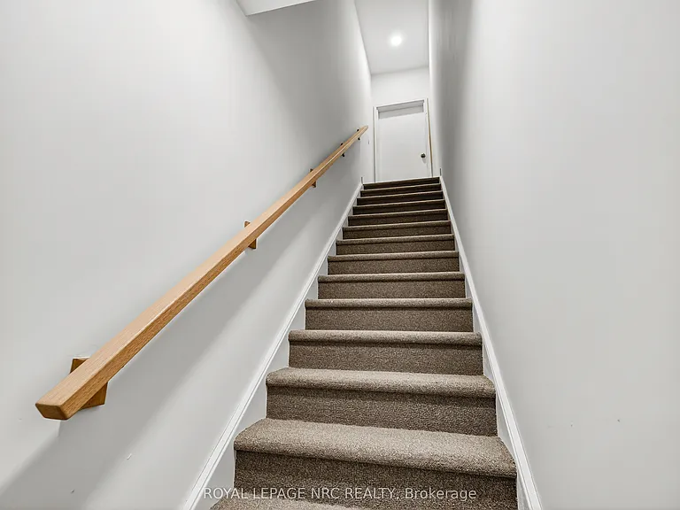 16 Melbourne Ave #312B — Photo 4