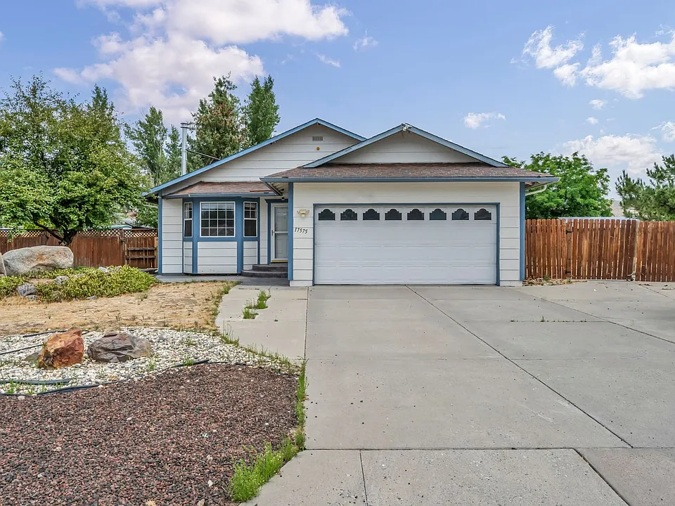 17575 Parrot Dr