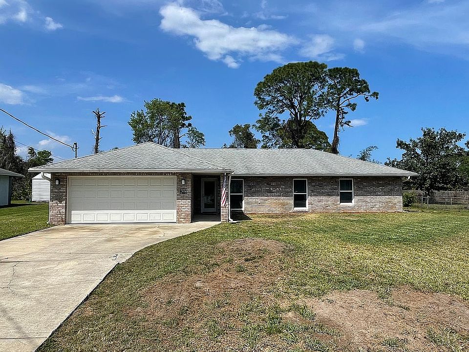 1st image of 121 Poinciana Rd