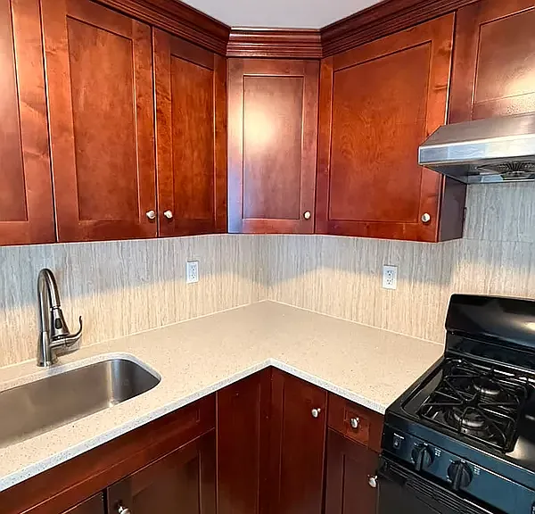 3519 Leavitt St #4J — Photo 2