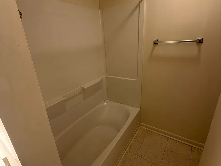 11093 Amber Dr #C3 — Photo 6