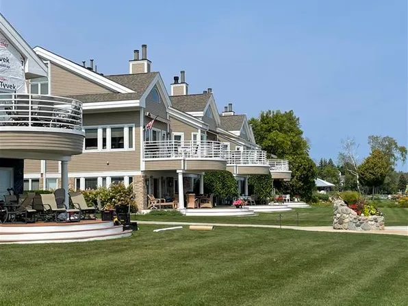 6040 Pine Lake Club Dr #Drive24, Charlevoix, MI 49720