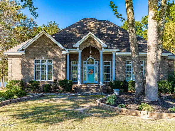 5106 Overlook Drive, Elm City, NC 27822