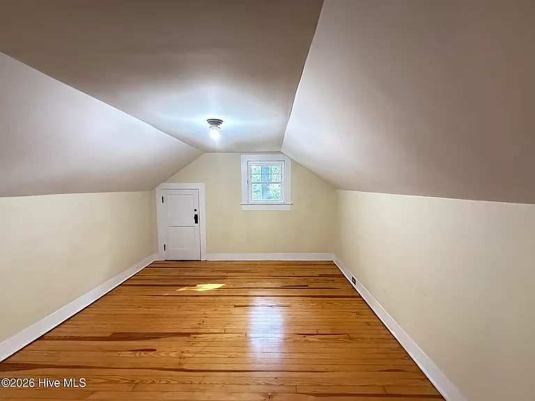 360 E Maine Ave — Photo 24