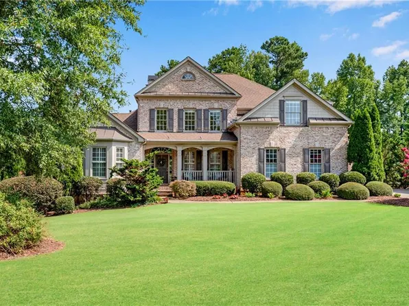 2725 Astoria Ave, Cumming, GA 30040