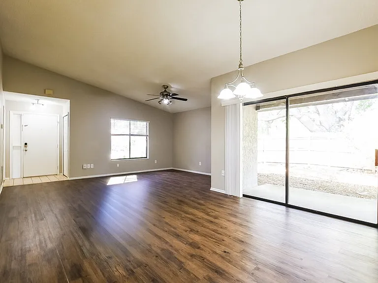 7934 Winter Song Dr — Photo 6