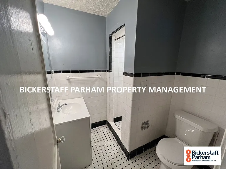 248 Margaret Ave — Photo 7