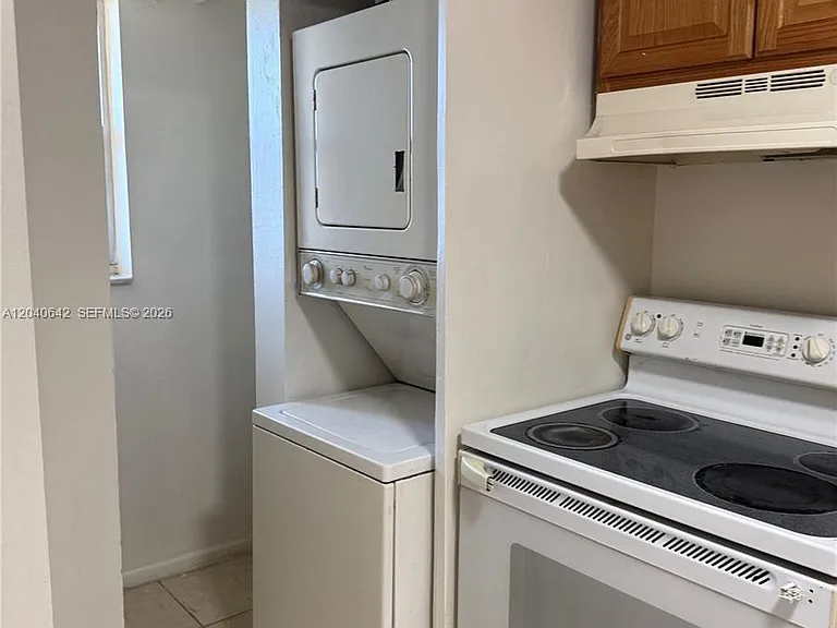 7900 S Colony Cir S #207 — Photo 2