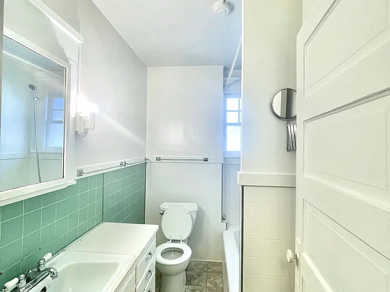 901 N M St #8 — Photo 14
