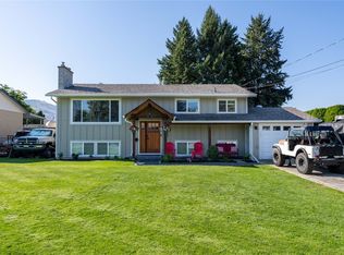 821 Puhallo Dr, Kamloops, BC V2B 6P8