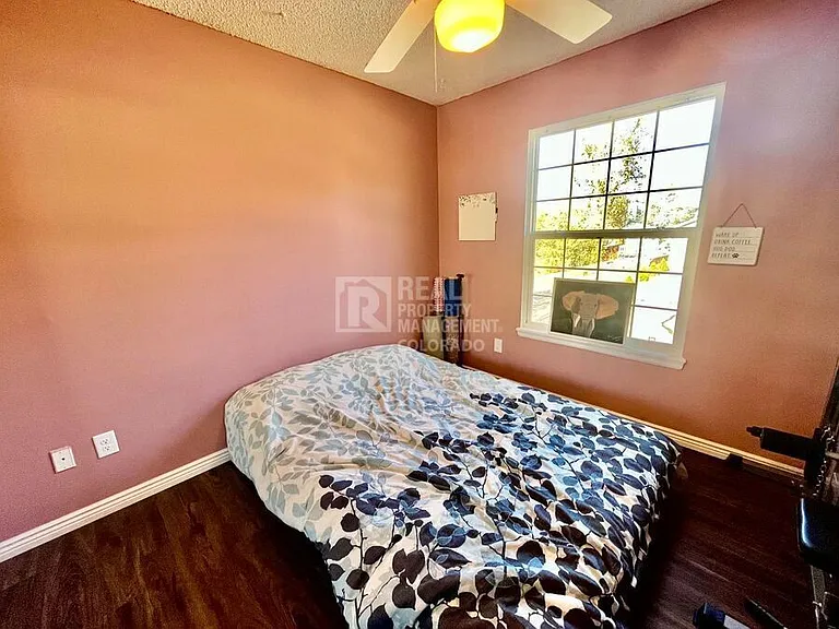 5435 Country Heights Dr — Photo 8