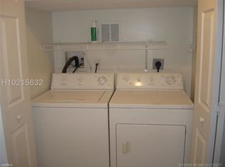 865 NW 208th Cir, Hollywood, FL 33029