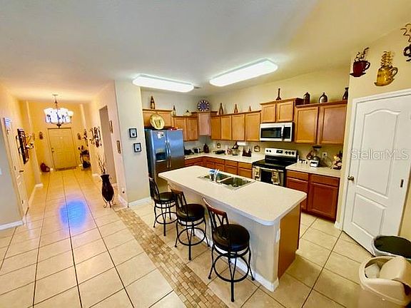 4th image of 2728 Youngford St #2