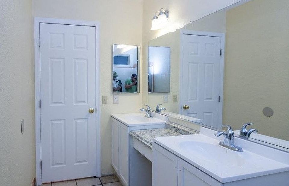 2nd image of 15322 Theresa Ave