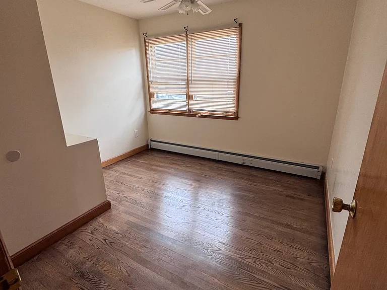 460 Congress Ave #2 — Photo 6
