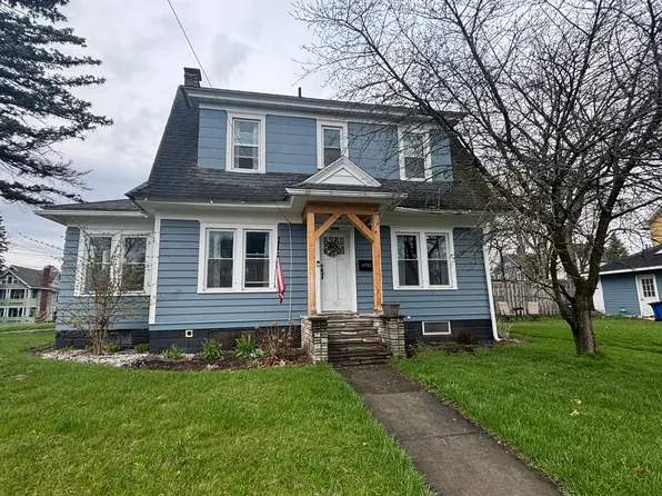 4723 James St, East Syracuse, NY 13057