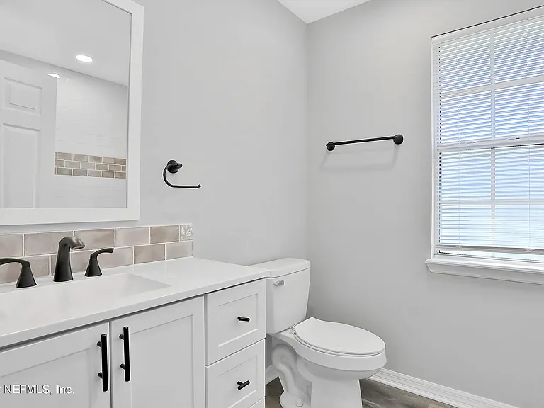 428 Morning Glory Ln — Photo 13