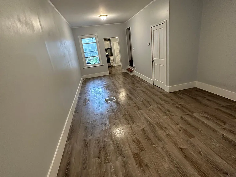 134 N Penn St — Photo 1