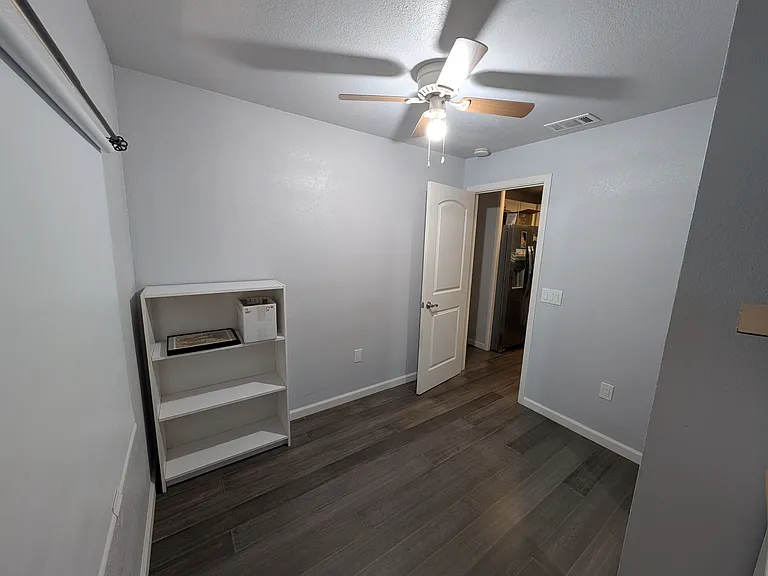 1130 White Rock Rd — Photo 13