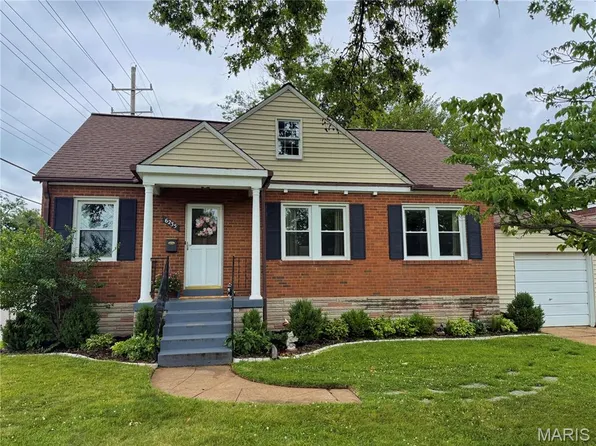 6235 Dexter Dr, Saint Louis, MO 63123