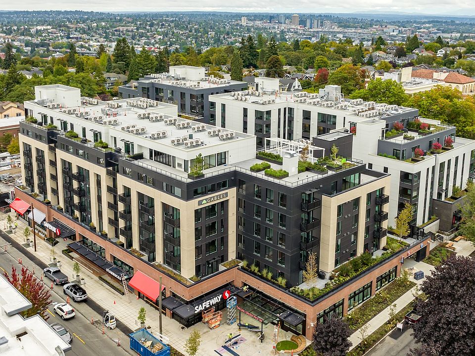 Exterior Gables Queen Anne
