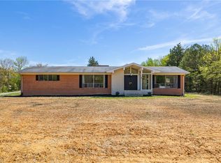 128 Shell Rd, Thomasville, NC 27360