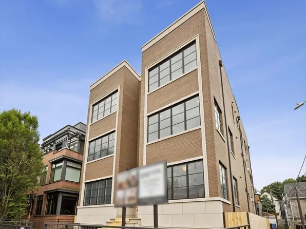 2644 N Lakewood Ave #2N, Chicago, IL 60614